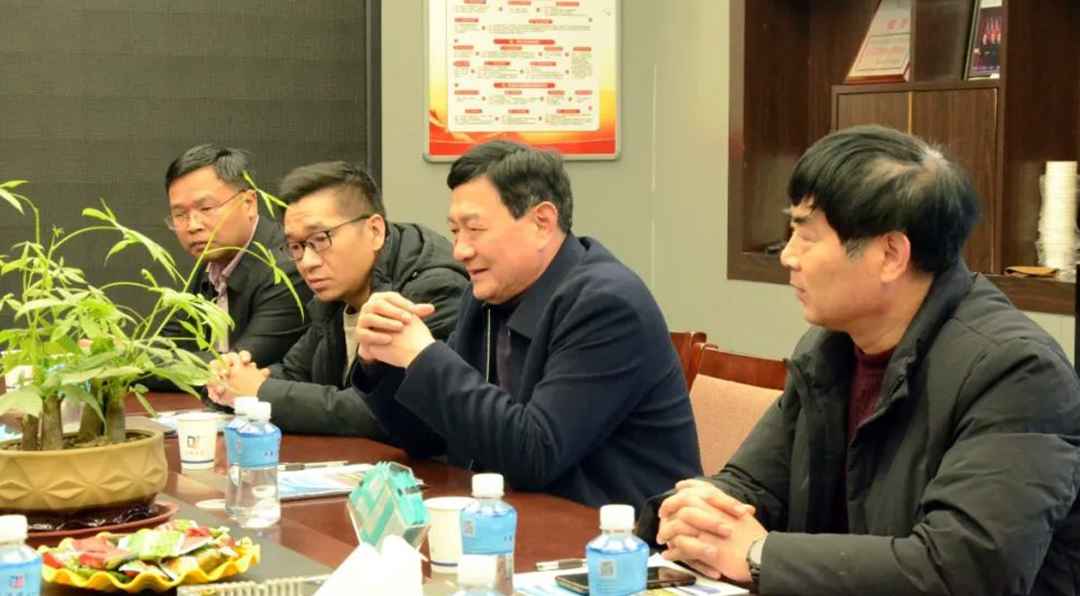 《人民日报》采访组深入公司调研采访(图5) 《人民日报》采访组深入公司调研采访(图5)